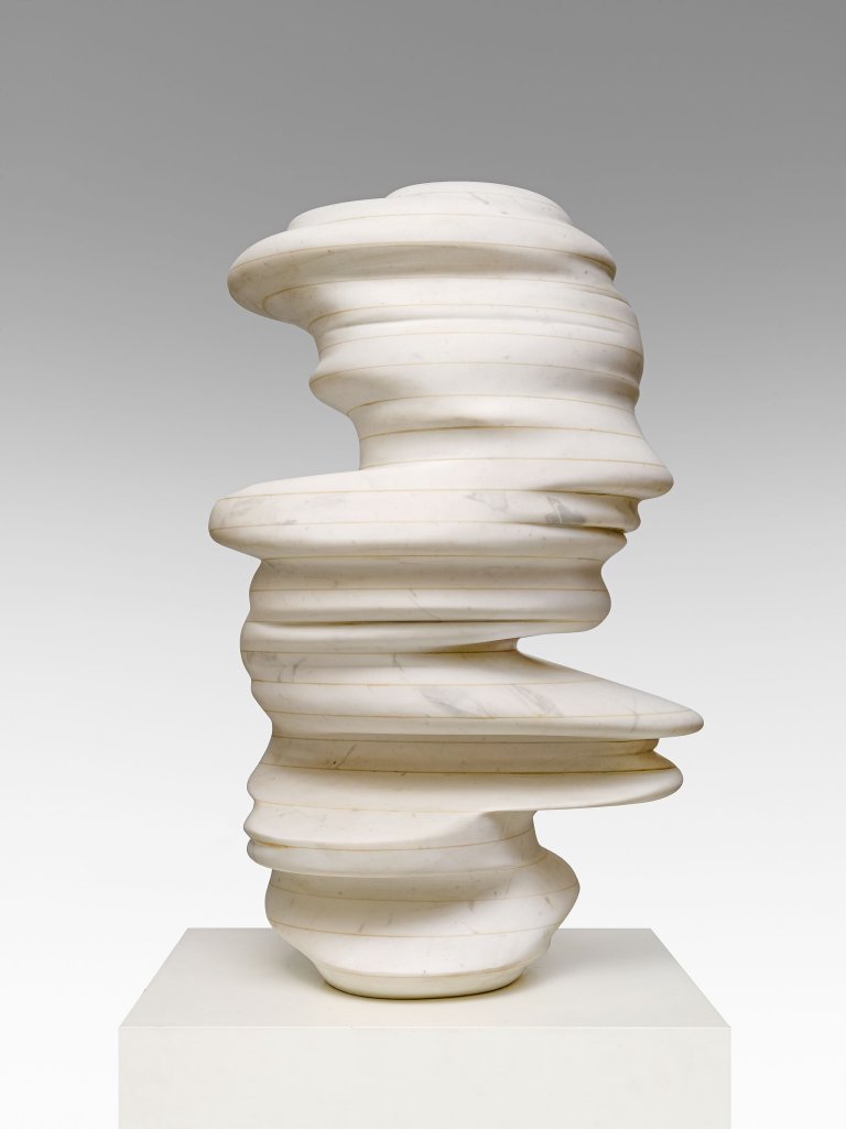 Auf diesem Bild ist das folgende Kunstwerk zu sehen: Tony Cragg. Untitled. 2007.