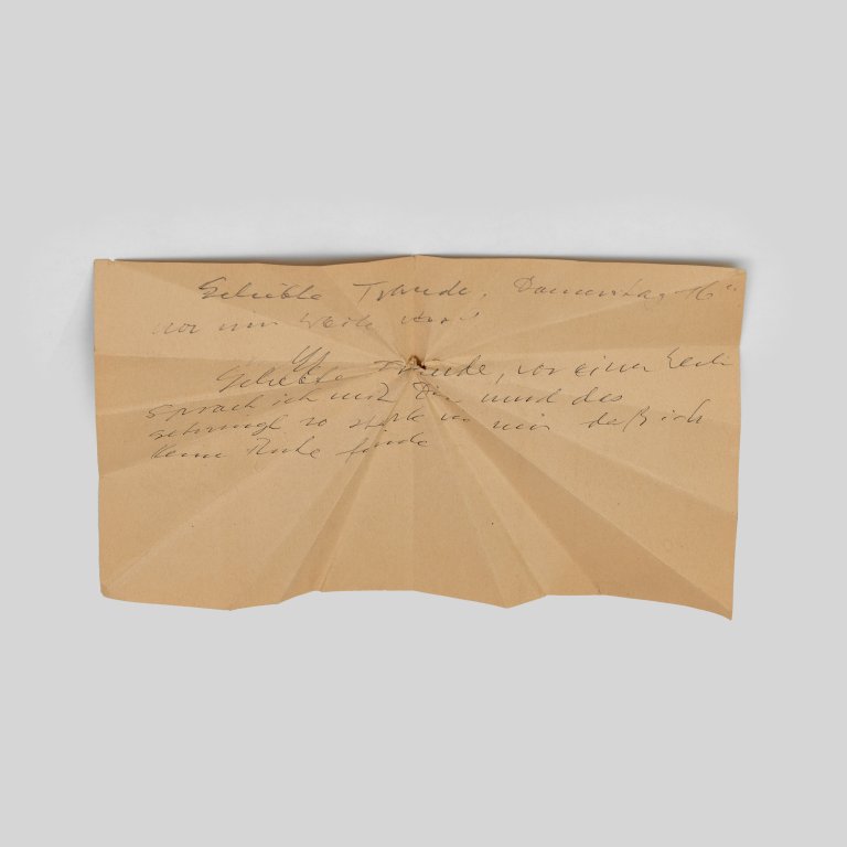 This picture shows the following artwork: Hermann Glöckner. Gefalteter Briefentwurf an Traude Stürmer.