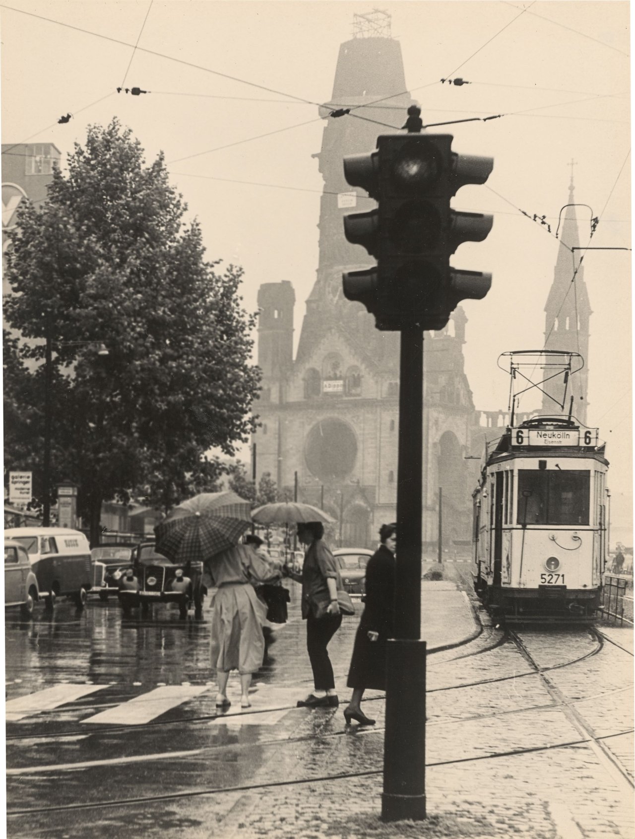 This picture shows the following artwork: Werner Eckelt. Mixed Lot: Berlin after the Second World War. 1940s/50s.