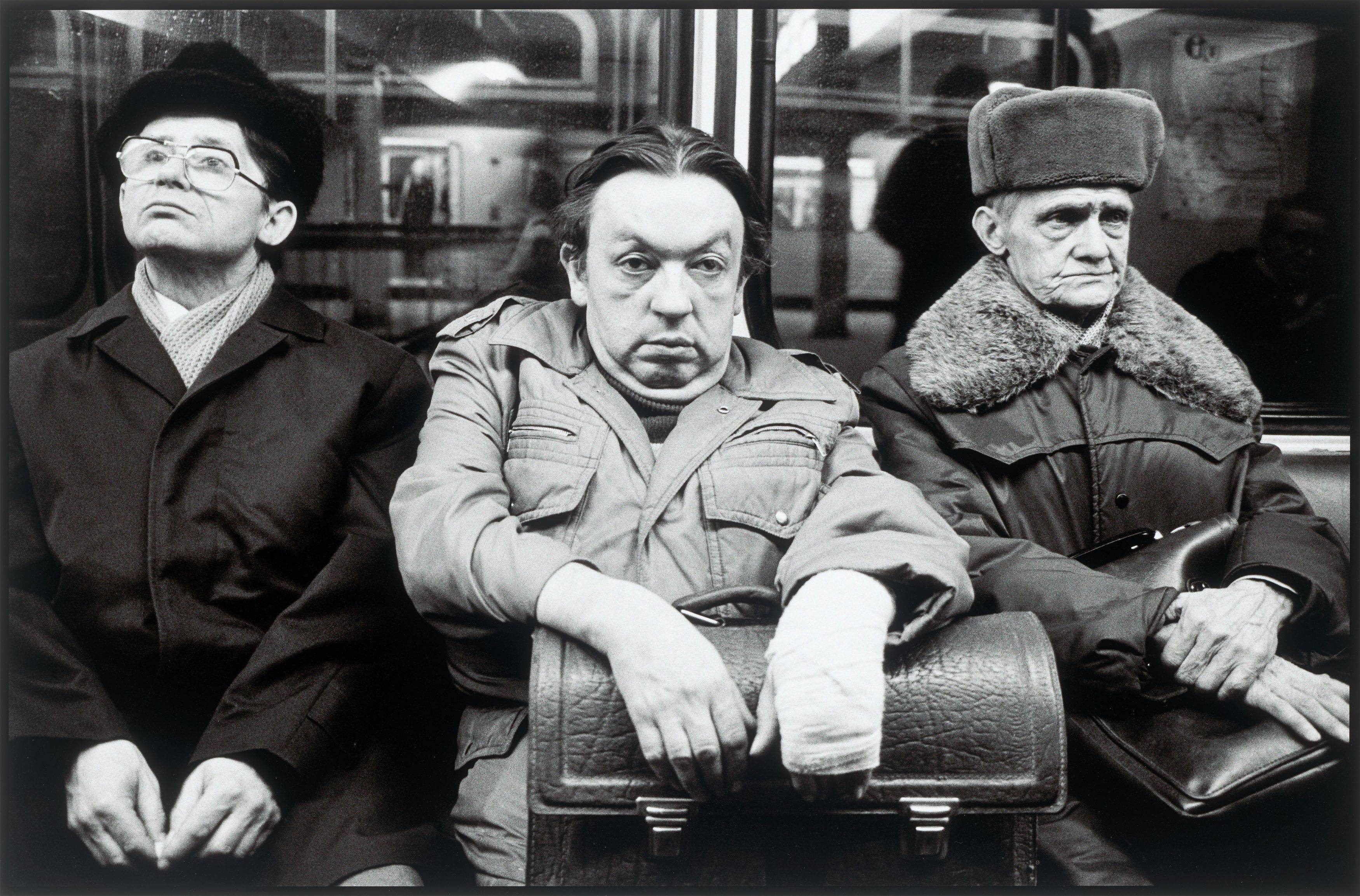 This picture shows the following artwork: Harald Hauswald. ”U-Bahn-Linie A” / Fest an der Panke. Each 1987.