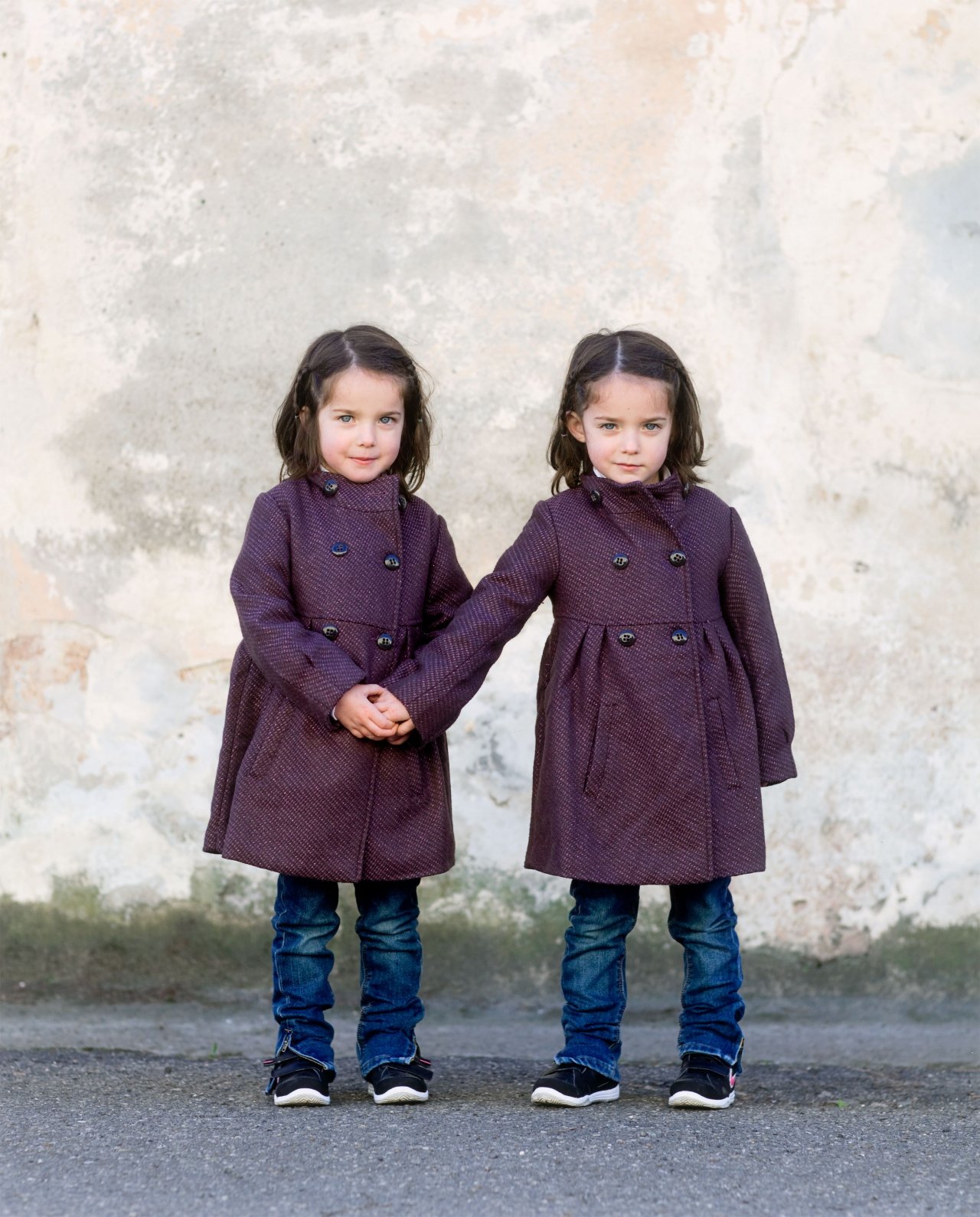 This picture shows the following artwork: Albrecht Tübke. Italy, from the series ”Twins”, 2000–2015. 2012.