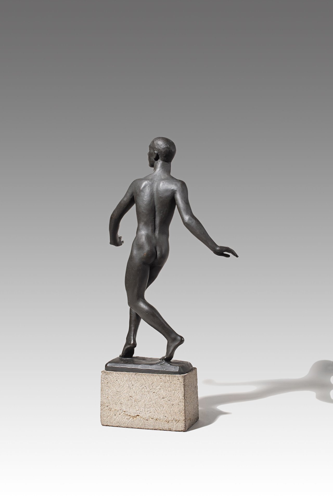 Auf diesem Bild ist das folgende Kunstwerk zu sehen: Georg Kolbe. „Tänzer Nijinsky“. 1913/19.