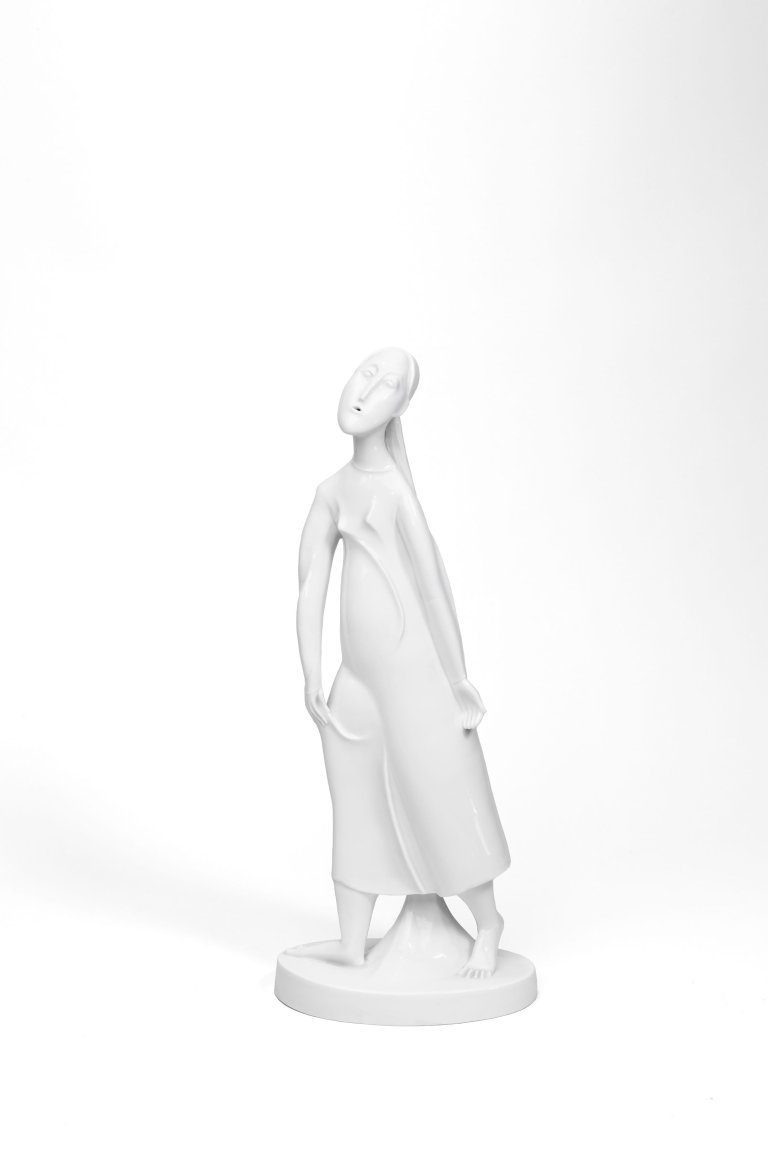 Auf diesem Bild ist das folgende Kunstwerk zu sehen: Gerhard Marcks. „Schreitende Schlafwandlerin“. 1919 / spätere Ausformung.