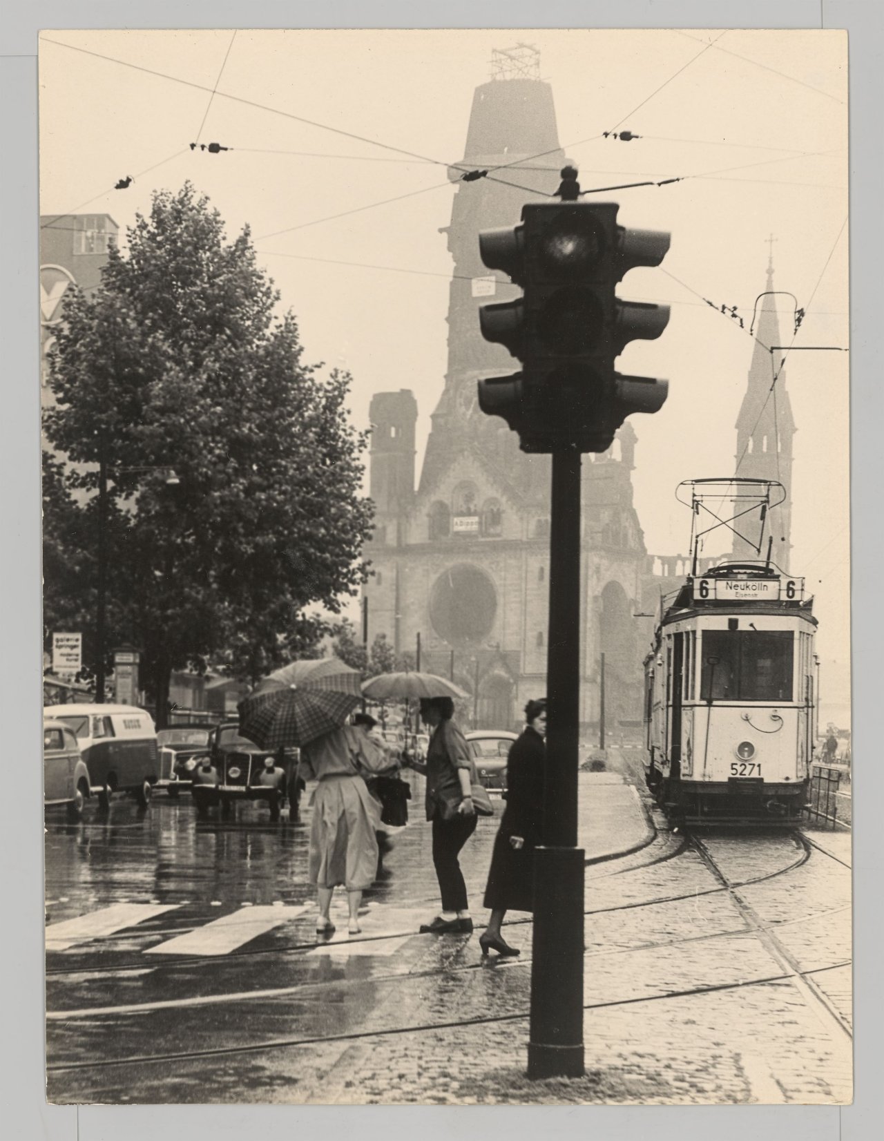 This picture shows the following artwork: Werner Eckelt. Mixed Lot: Berlin after the Second World War. 1940s/50s.