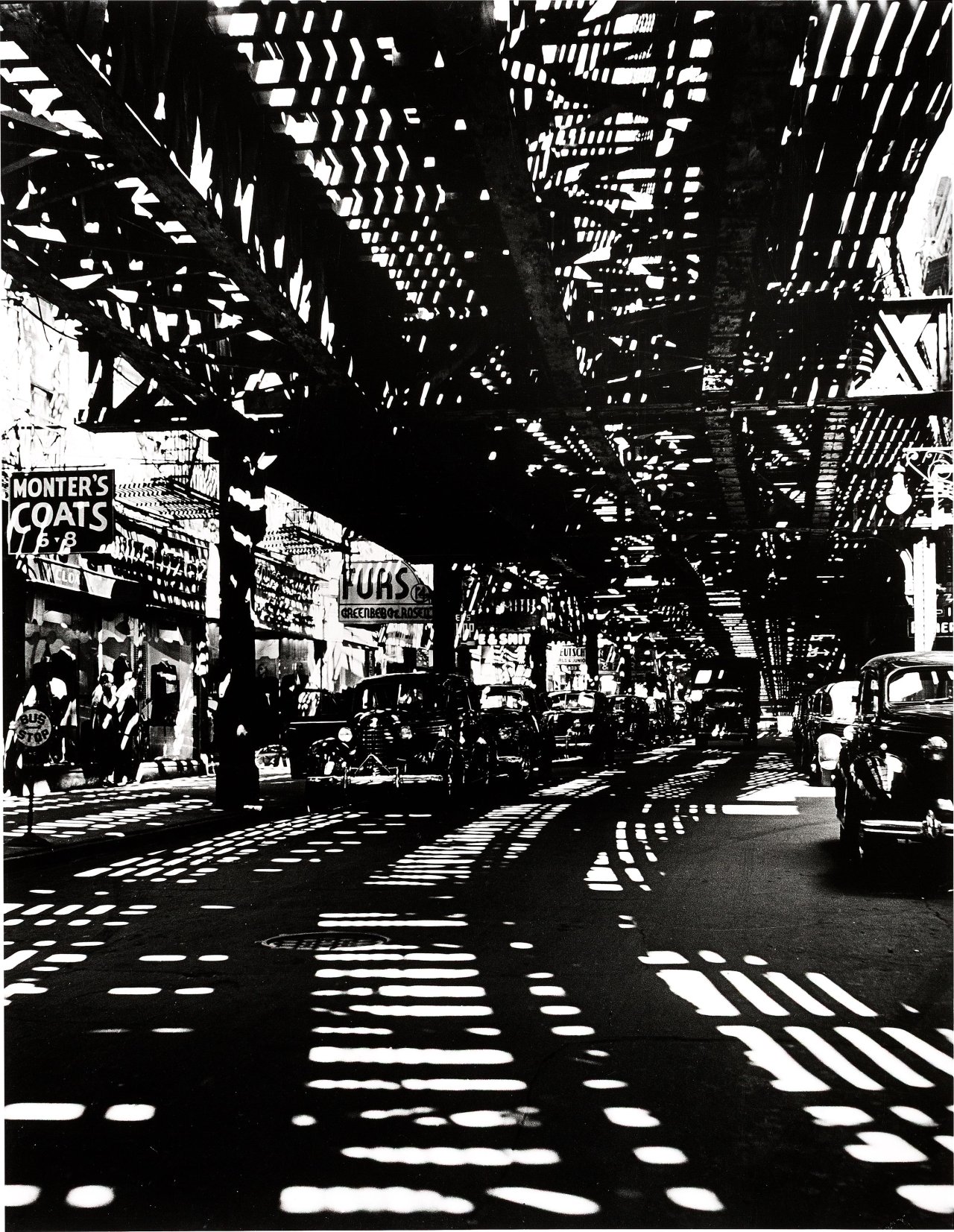 Auf diesem Bild ist das folgende Kunstwerk zu sehen: Andreas Feininger. Elevated Trestle, Division Street, New York. 1941.