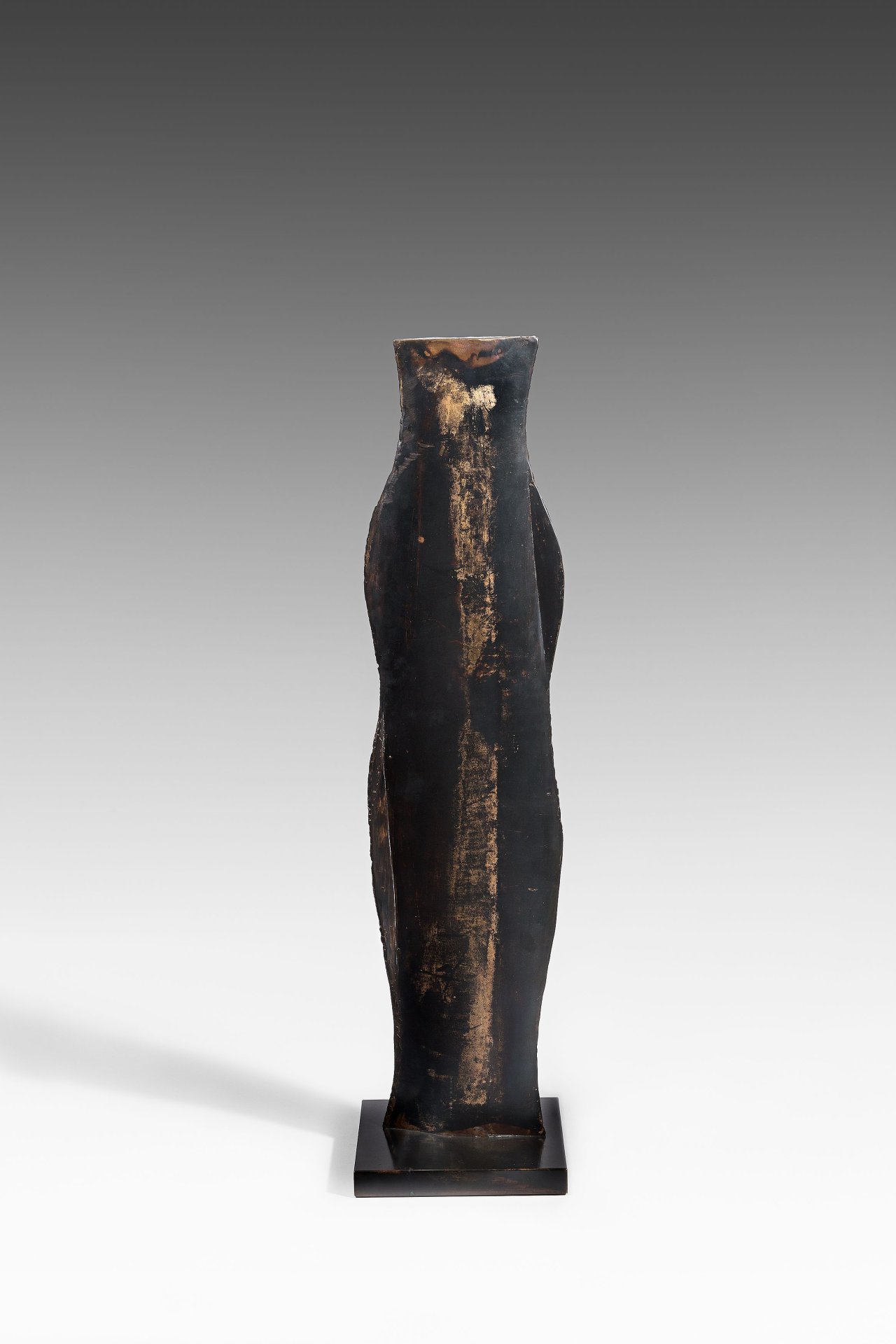 Auf diesem Bild ist das folgende Kunstwerk zu sehen: Michael Croissant. „Figur“. 1997.