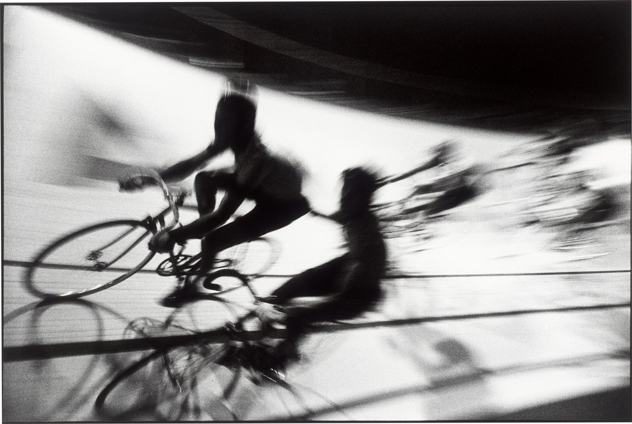 This picture shows the following artwork: Robert Lebeck. ”6 Tage Rennen”. 1964.