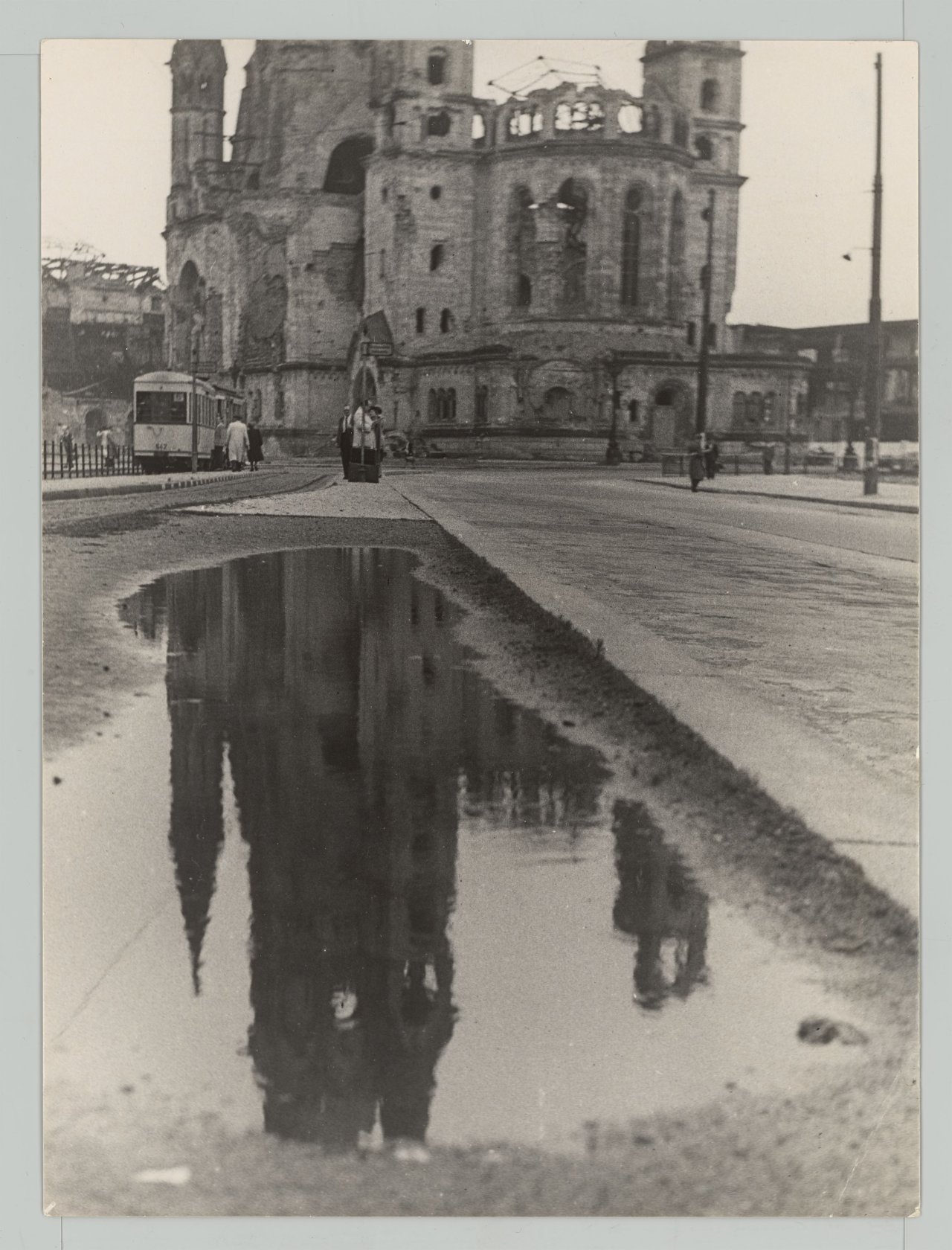 This picture shows the following artwork: Werner Eckelt. Mixed Lot: Berlin after the Second World War. 1940s/50s.