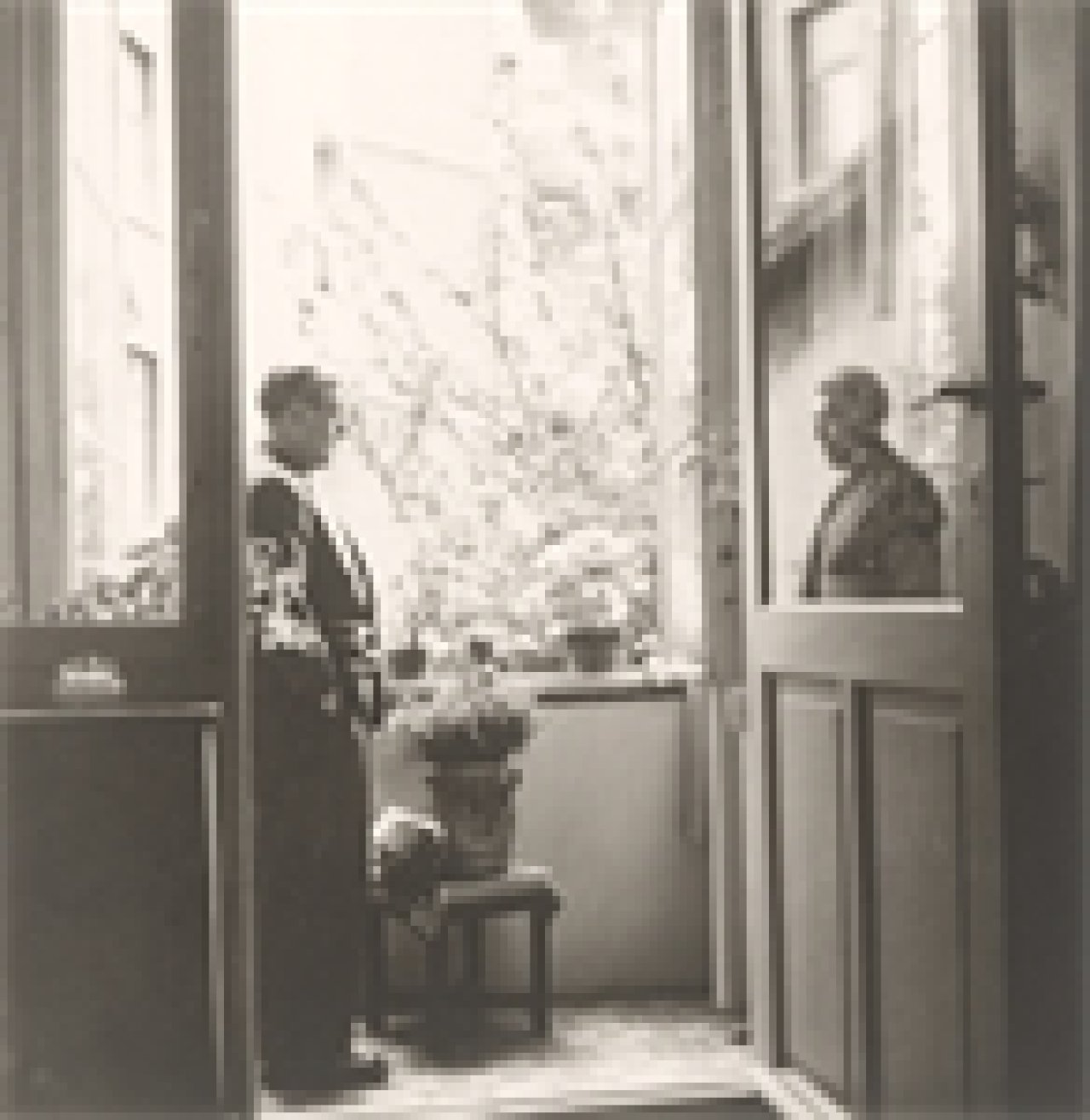 This picture shows the following artwork: René Magritte. La Fidélité des Images, 1928–1955.