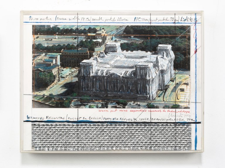 This picture shows the following artwork:  Christo. ”WRAPPED REICHTSTAG (PROJECT FOR BERLIN) PLATZ DER REPUBLIK, SPREE, BRANDENBURGER TOR)”. 1994.