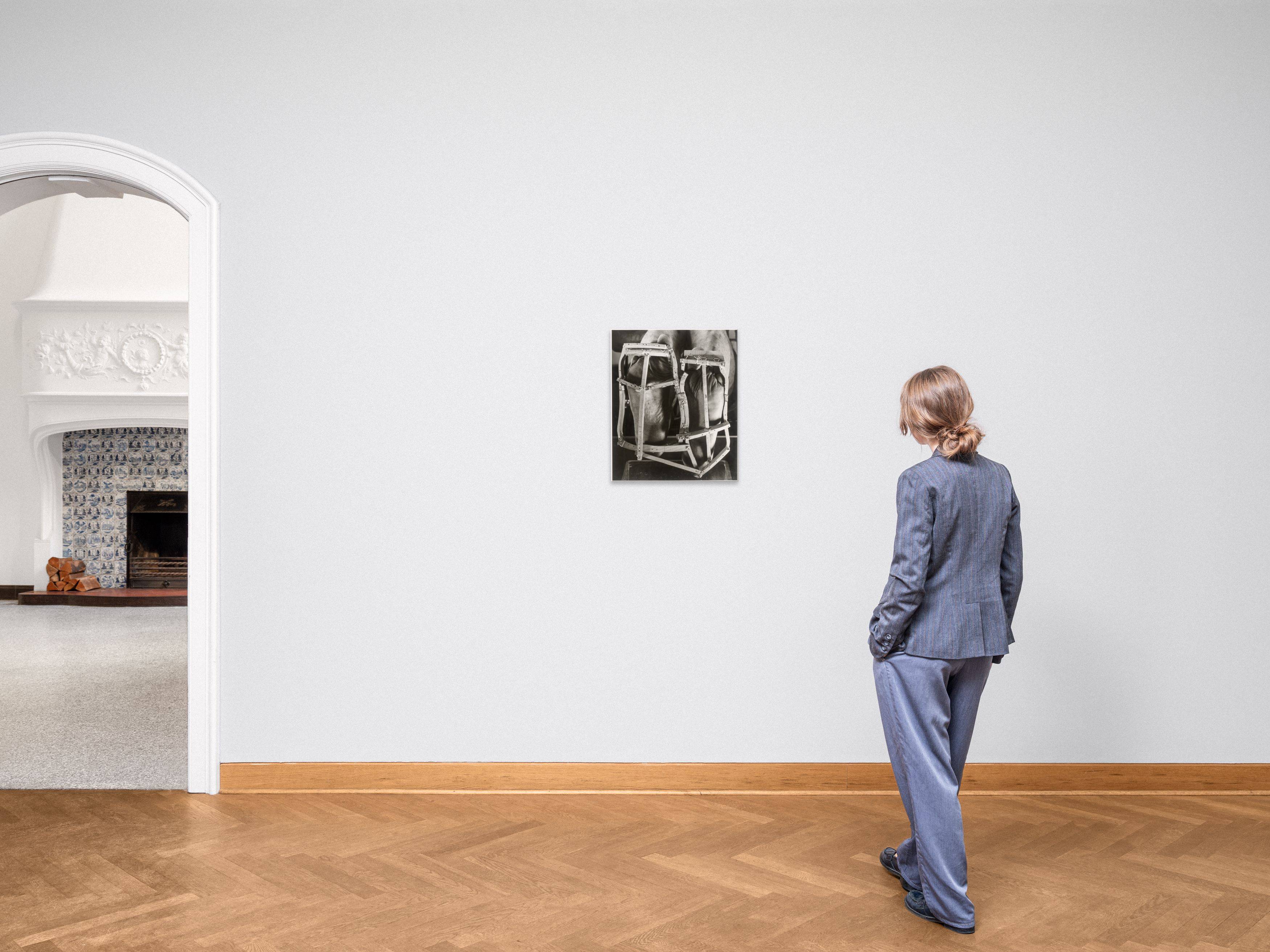 This picture shows the following artwork: Dieter Appelt. ”N° 9”, from the ten-part series ”Platz der Steine”. 1991/1995.