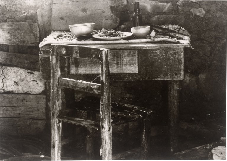 This picture shows the following artwork: Dieter Appelt. ”Haus des Fausto”. 1981.