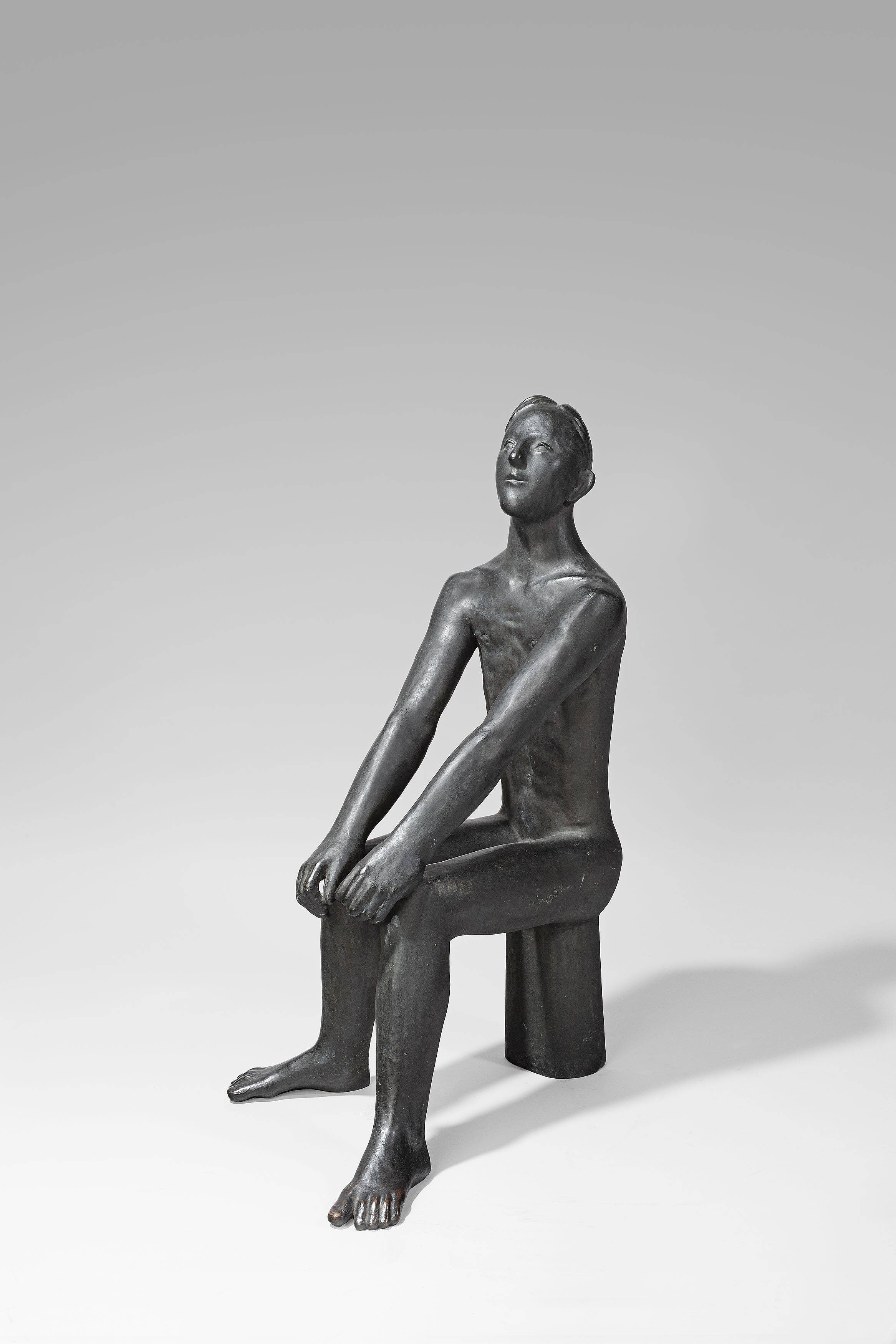 This picture shows the following artwork: Hermann Blumenthal. ”Sitzender auf Baumstumpf”. 1930/31.