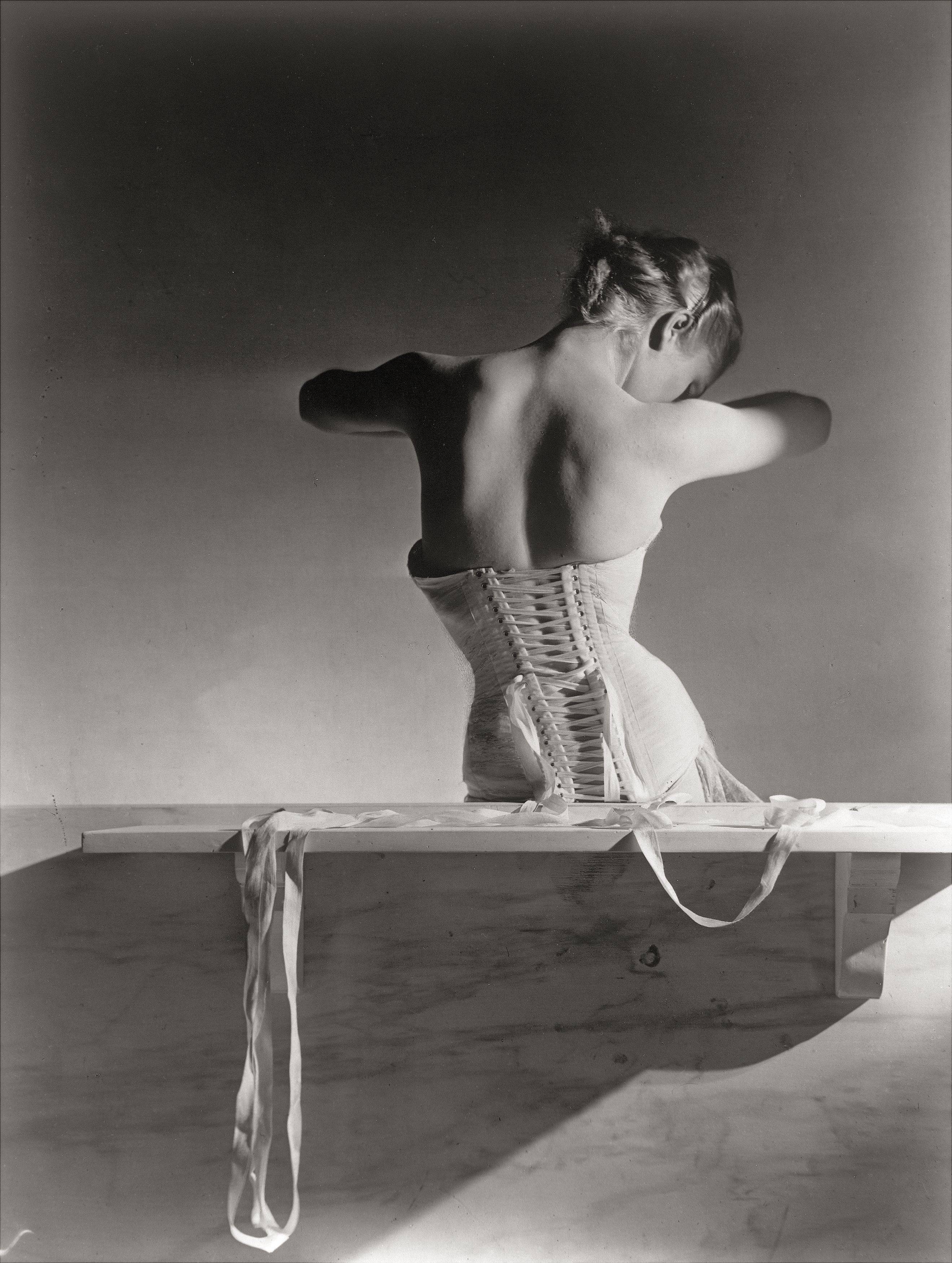 This picture shows the following artwork: Horst P. Horst (i.e. Horst Paul Albert Bohrmann). Mainbocher Corset, Paris. 1939.