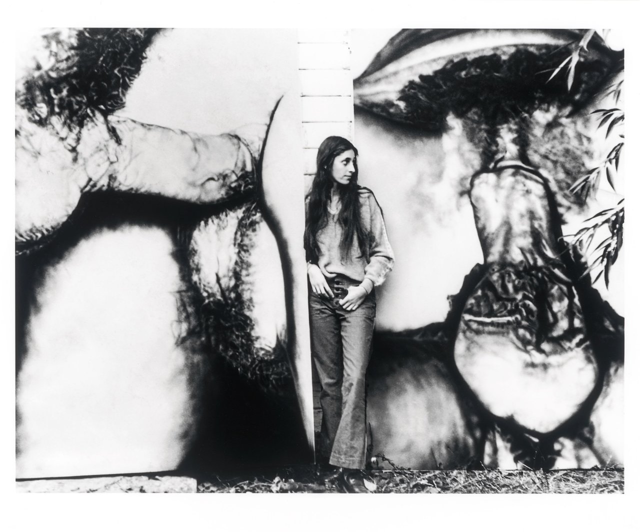 This picture shows the following artwork:  Portfolio. ”Printed Matter Photography Portfolio V: [Untitled/Nudes] Curated by Larry Clark”. 2004.