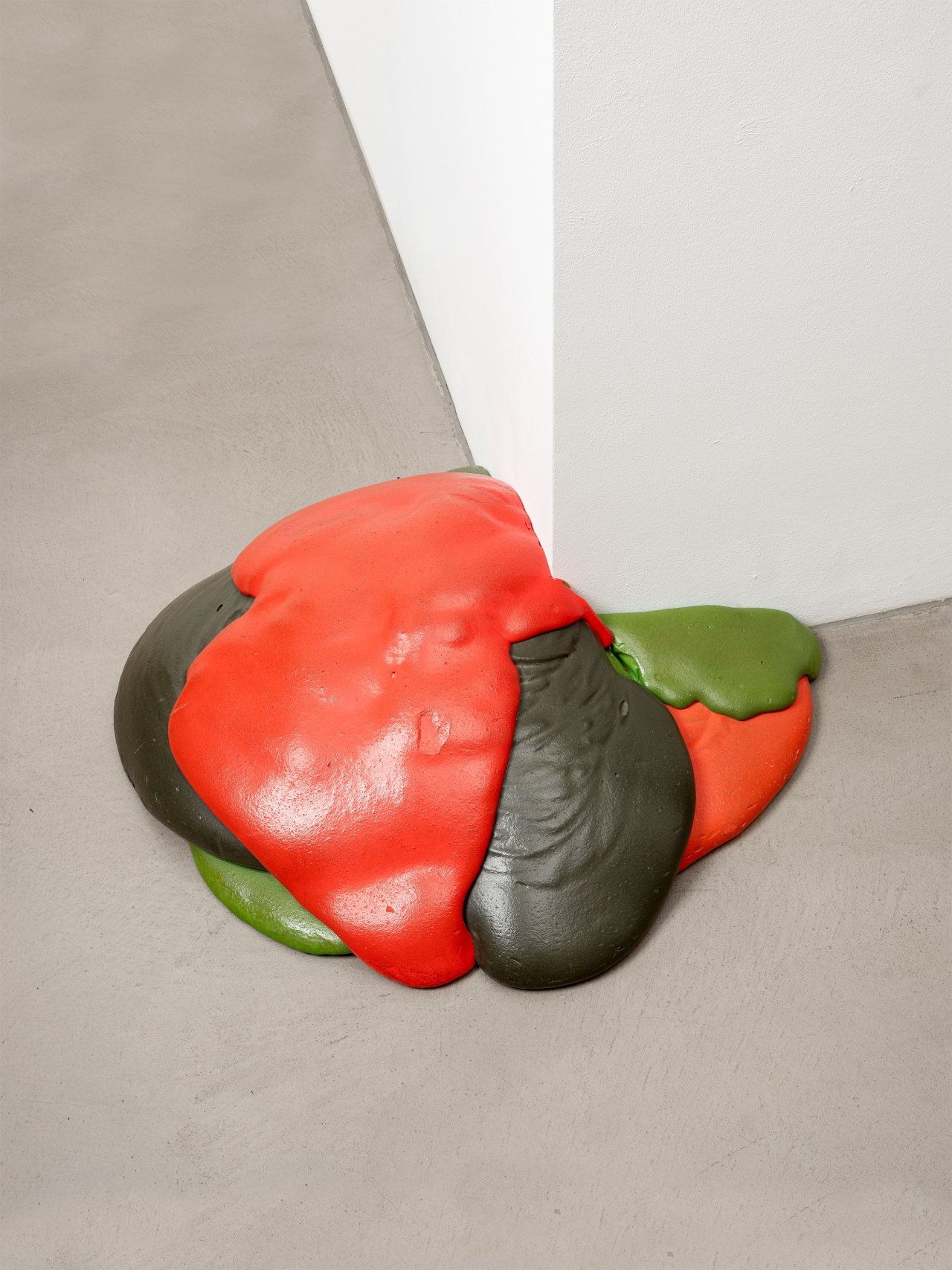 Auf diesem Bild ist das folgende Kunstwerk zu sehen: Lynda Benglis. „Very Classy“. 1970.