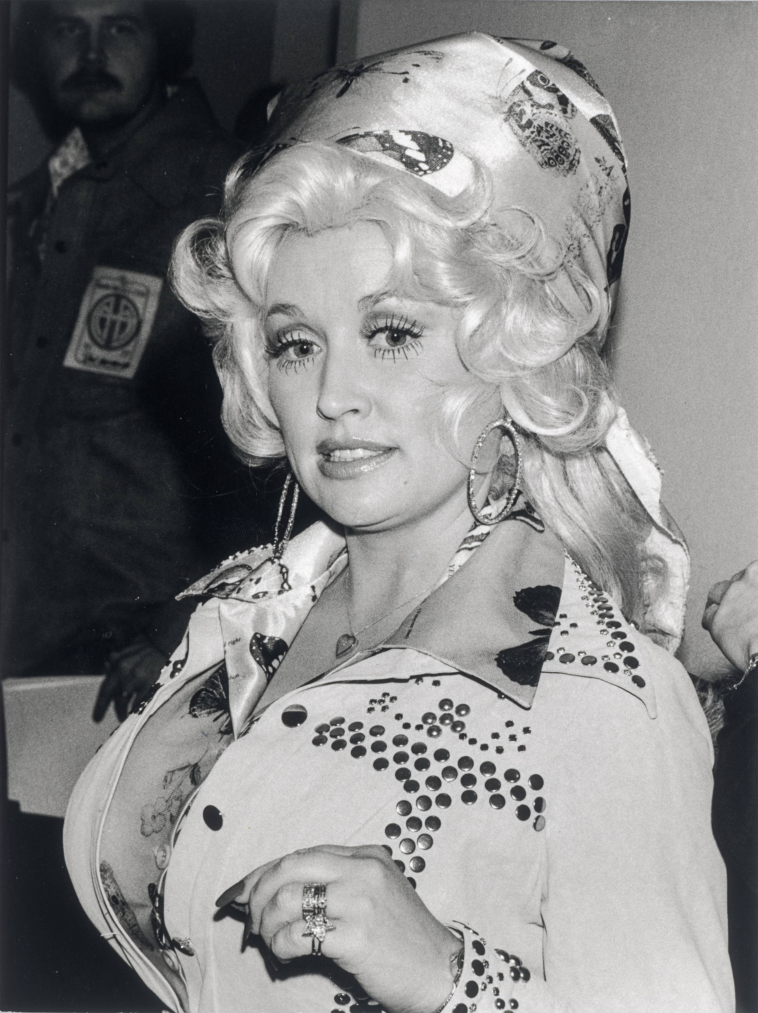 This picture shows the following artwork: Ron Galella (i.e. Galella, Ronald E.). Dolly Parton, Santa Monica, CA. 1977.