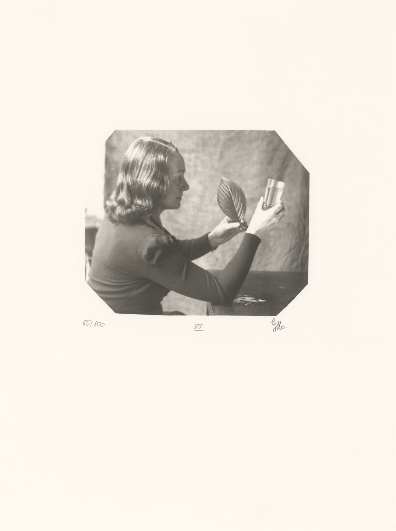 This picture shows the following artwork: René Magritte. La Fidélité des Images, 1928–1955.