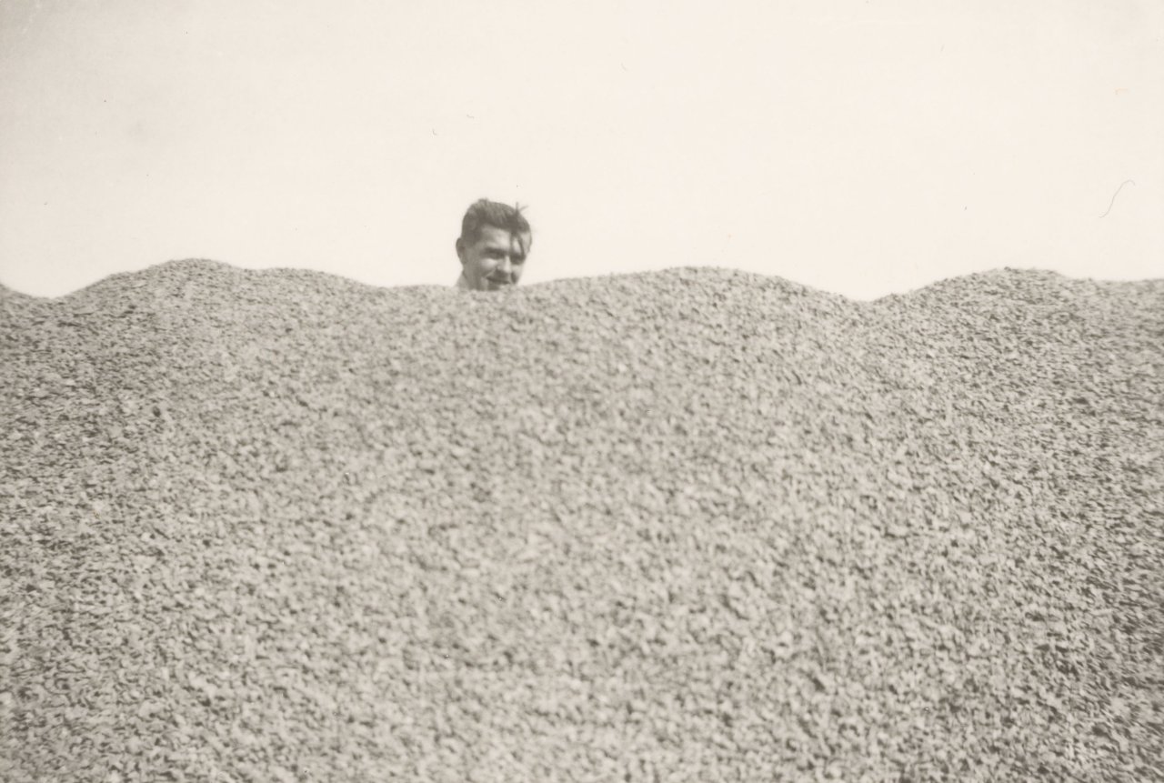 This picture shows the following artwork: René Magritte. La Fidélité des Images, 1928–1955.