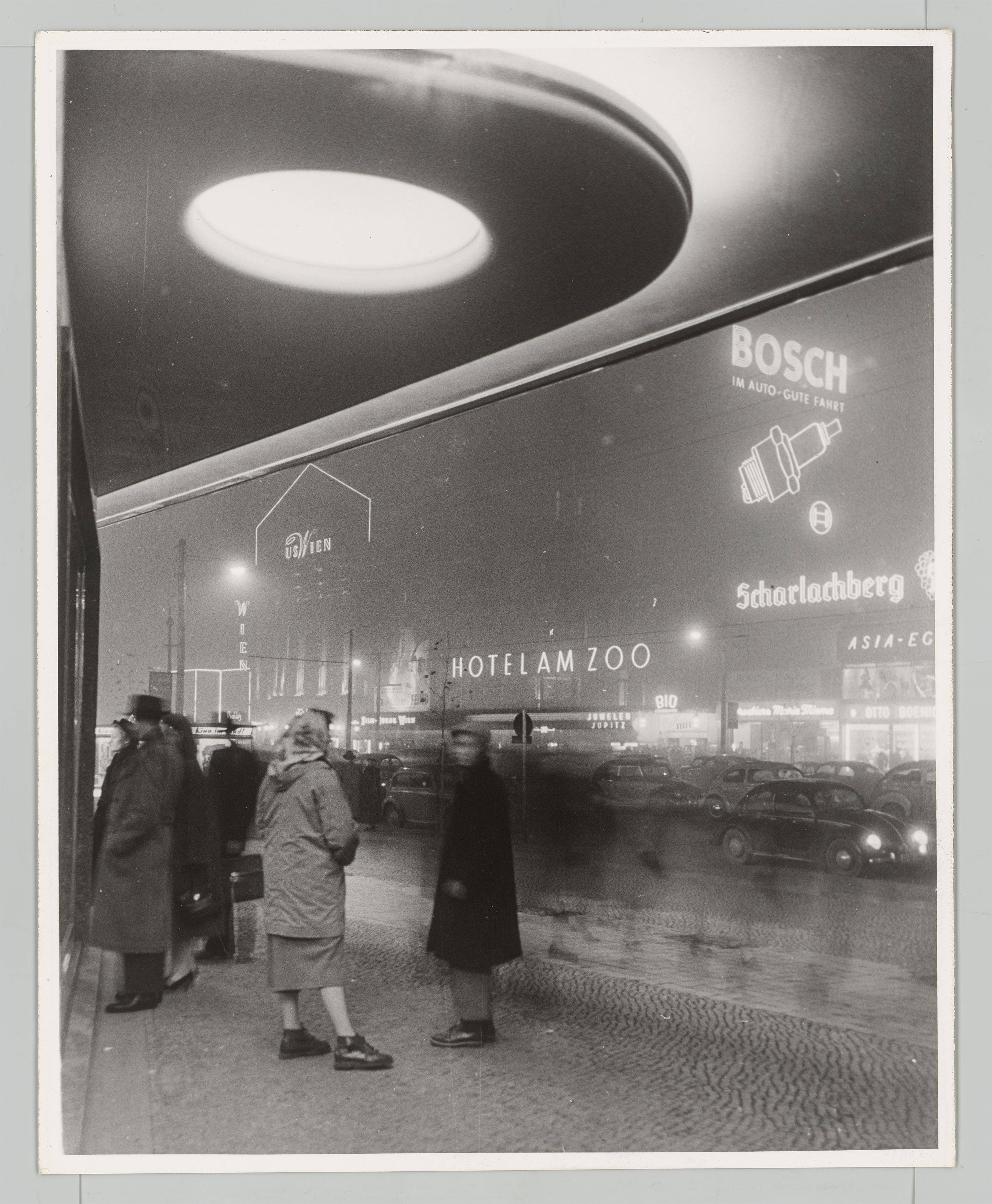 This picture shows the following artwork: Ewald Gnilka. Kurfürstendamm, Berlin. 1952.