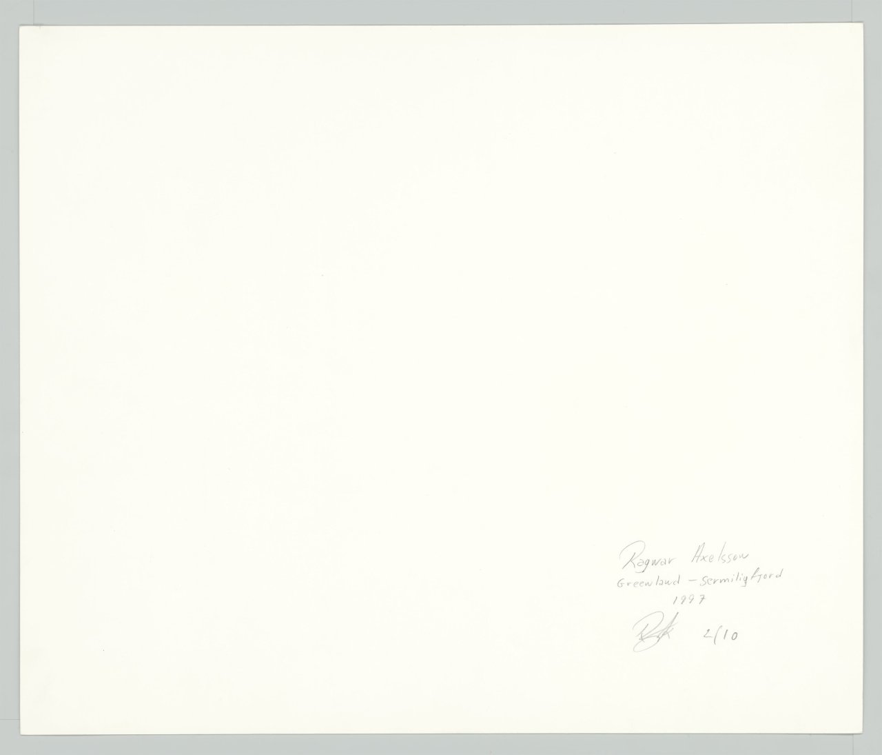 This picture shows the following artwork: Ragnar Axelsson. ”Greenland – Sermiliqfjord”. 1997.