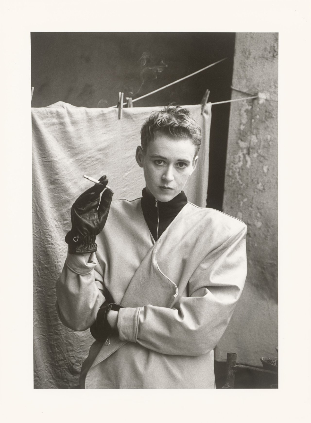 This picture shows the following artwork: Sibylle Bergemann. ”'Allerleihrauh', Frieda, Berlin”. 1988.