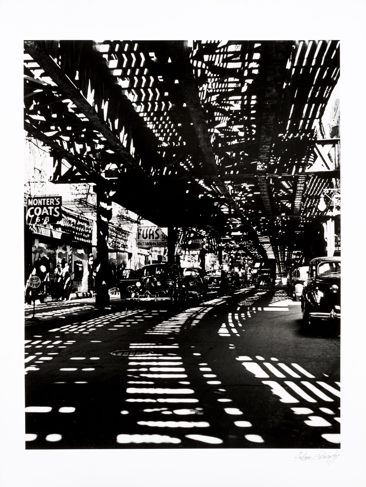 Auf diesem Bild ist das folgende Kunstwerk zu sehen: Andreas Feininger. Elevated Trestle, Division Street, New York. 1941.