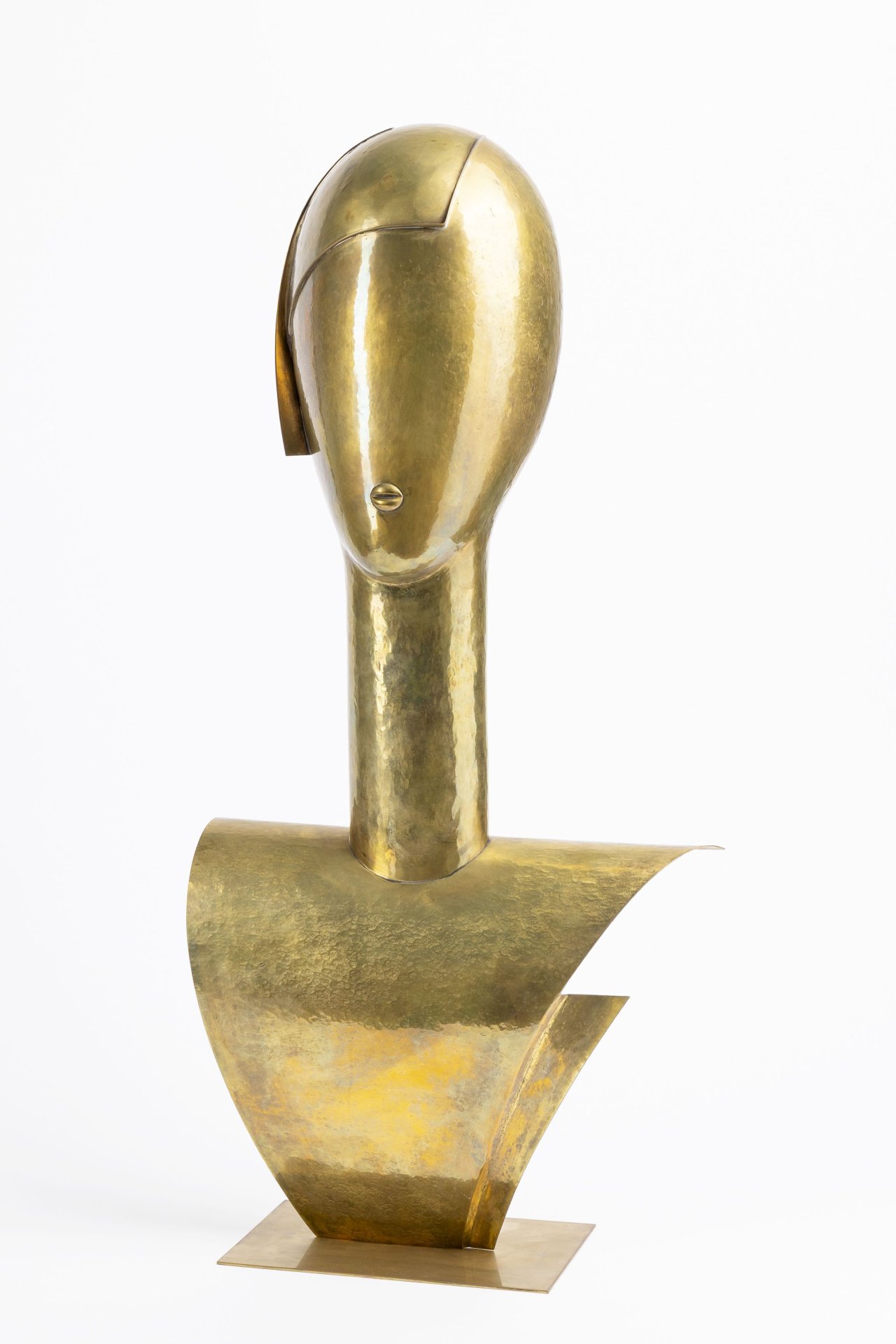 This picture shows the following artwork: Franz Hagenauer (workshop). Head of a woman. Circa 1930.