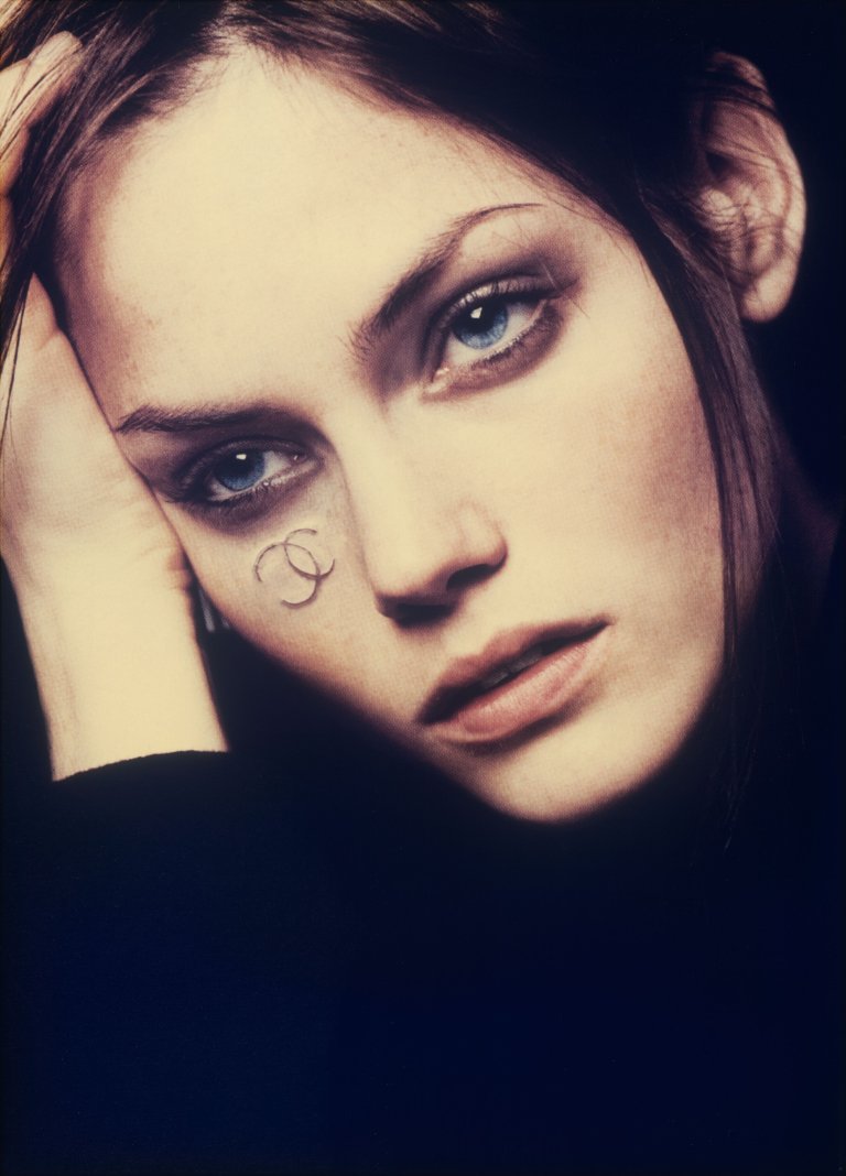 This picture shows the following artwork: Daniele Buetti. ”Chanel”, from the series ”Looking for Love”. 1996-2002.